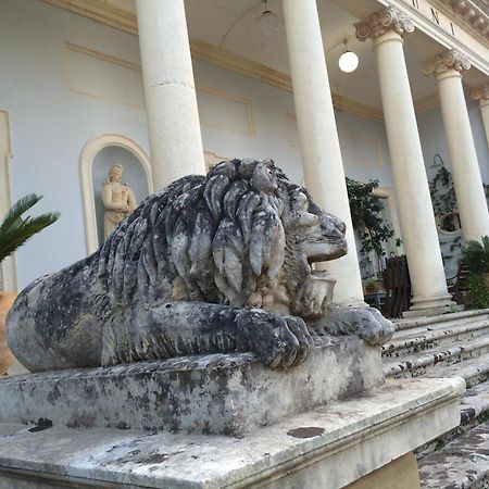 Villa Bruni/Casina ليتشي المظهر الخارجي الصورة