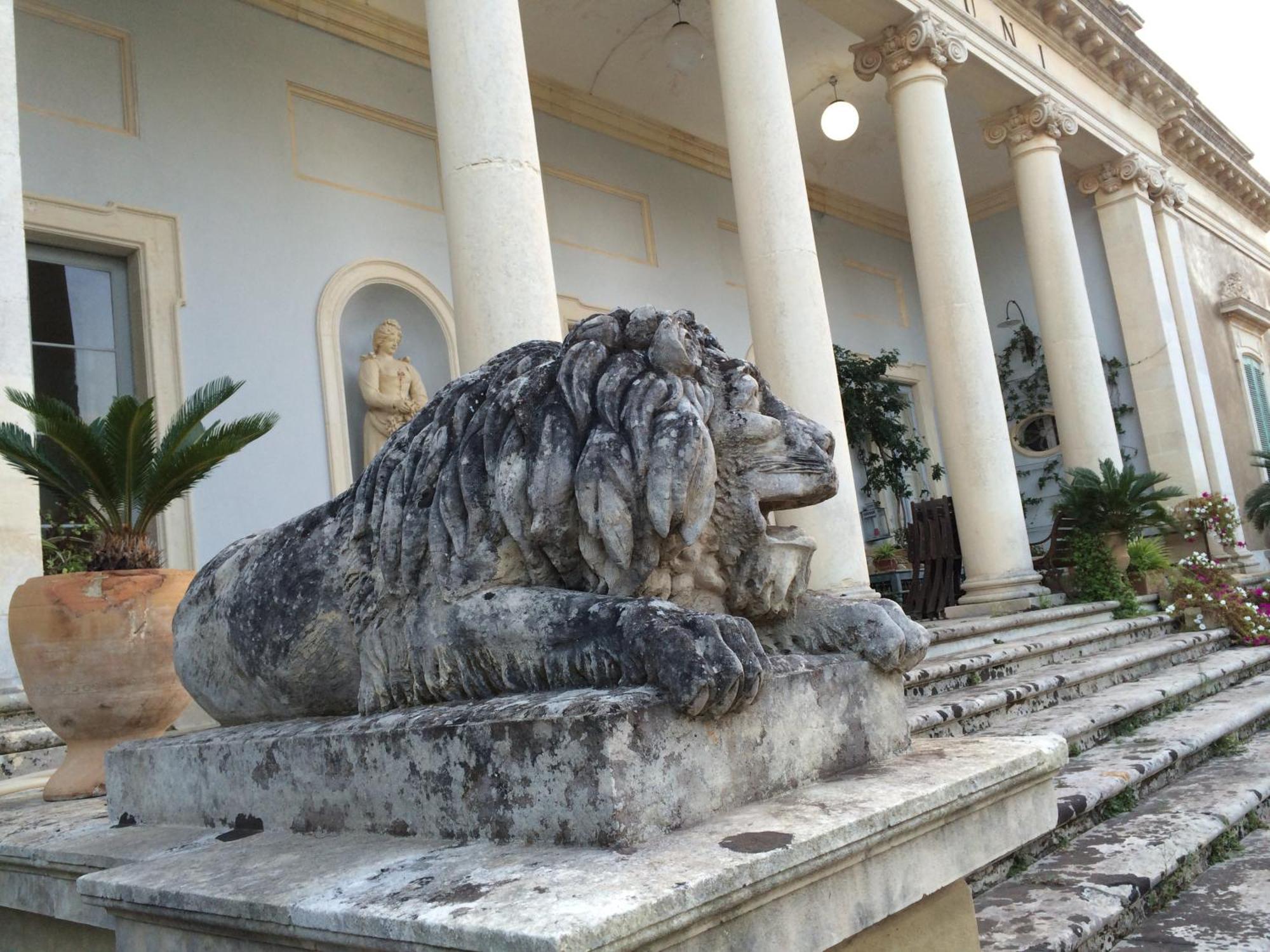 Villa Bruni/Casina ليتشي المظهر الخارجي الصورة